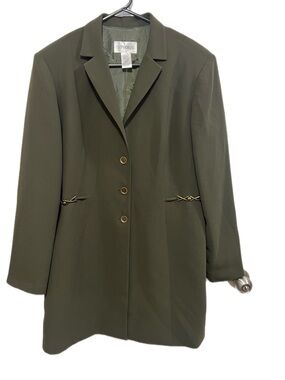 Studio I Olive Green Tailored Women's Blazer below hip length